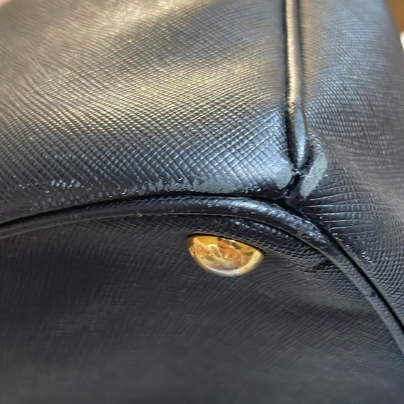 PRADA Saffiano Lux Tote Medium Size - Black - Picture 16 of 16